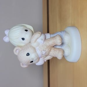 2005 Precious Moments "This Bears My Love For You" Figurine